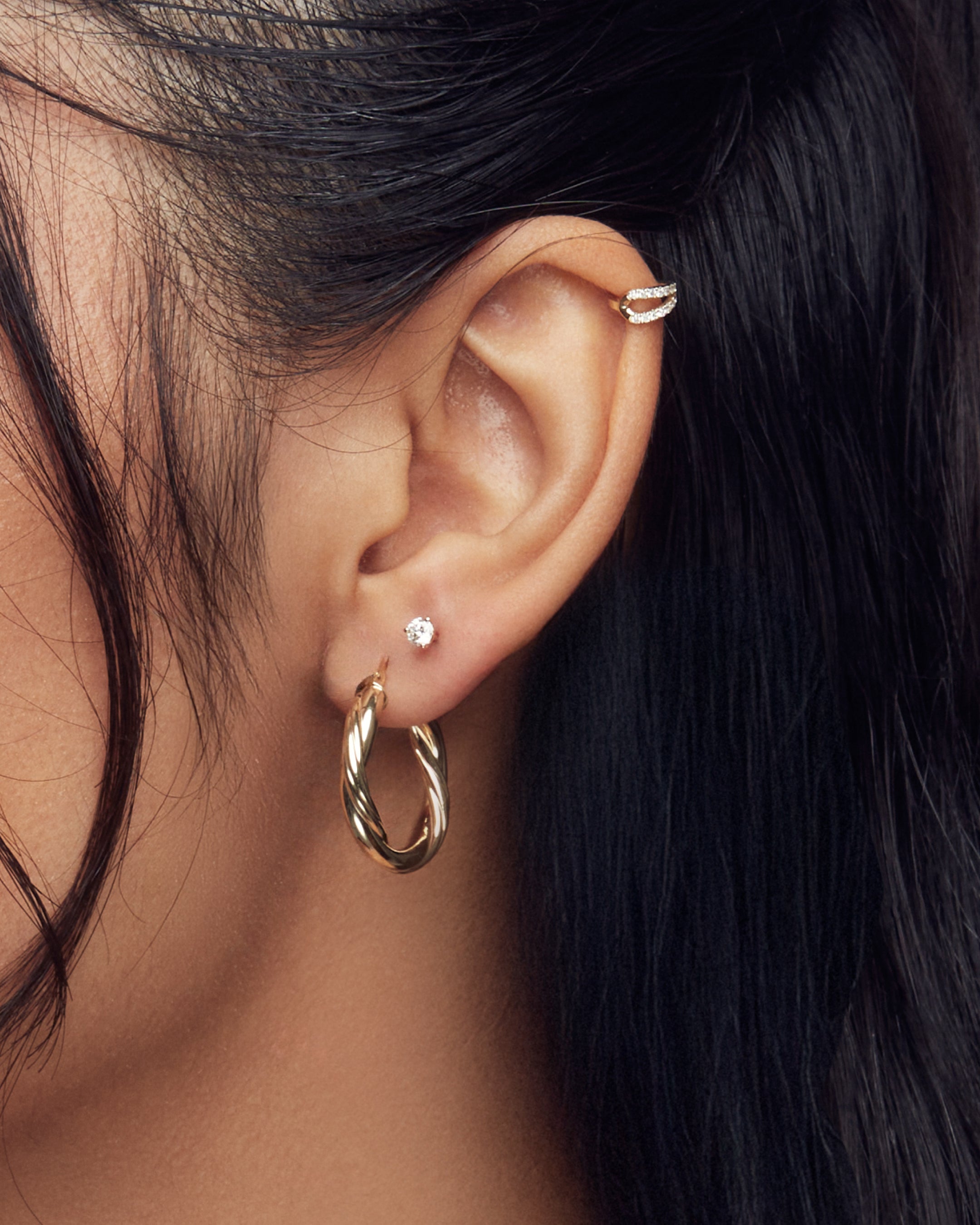 ARYA-NEW18KTWISTEDHOOPS-2.jpg?