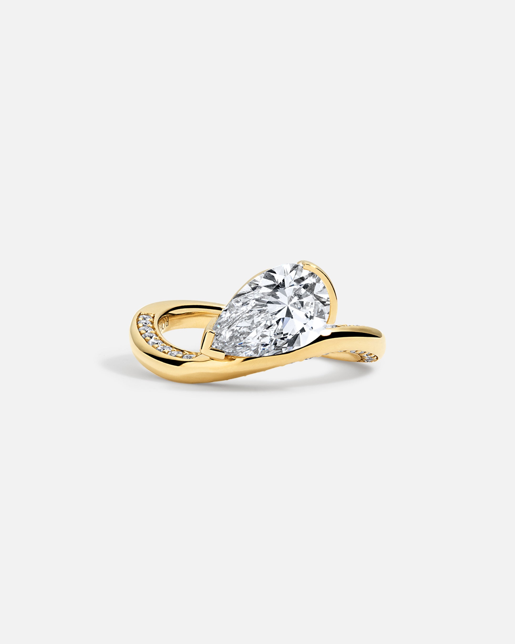 LAGUNA Wave Ring + Half Bezel