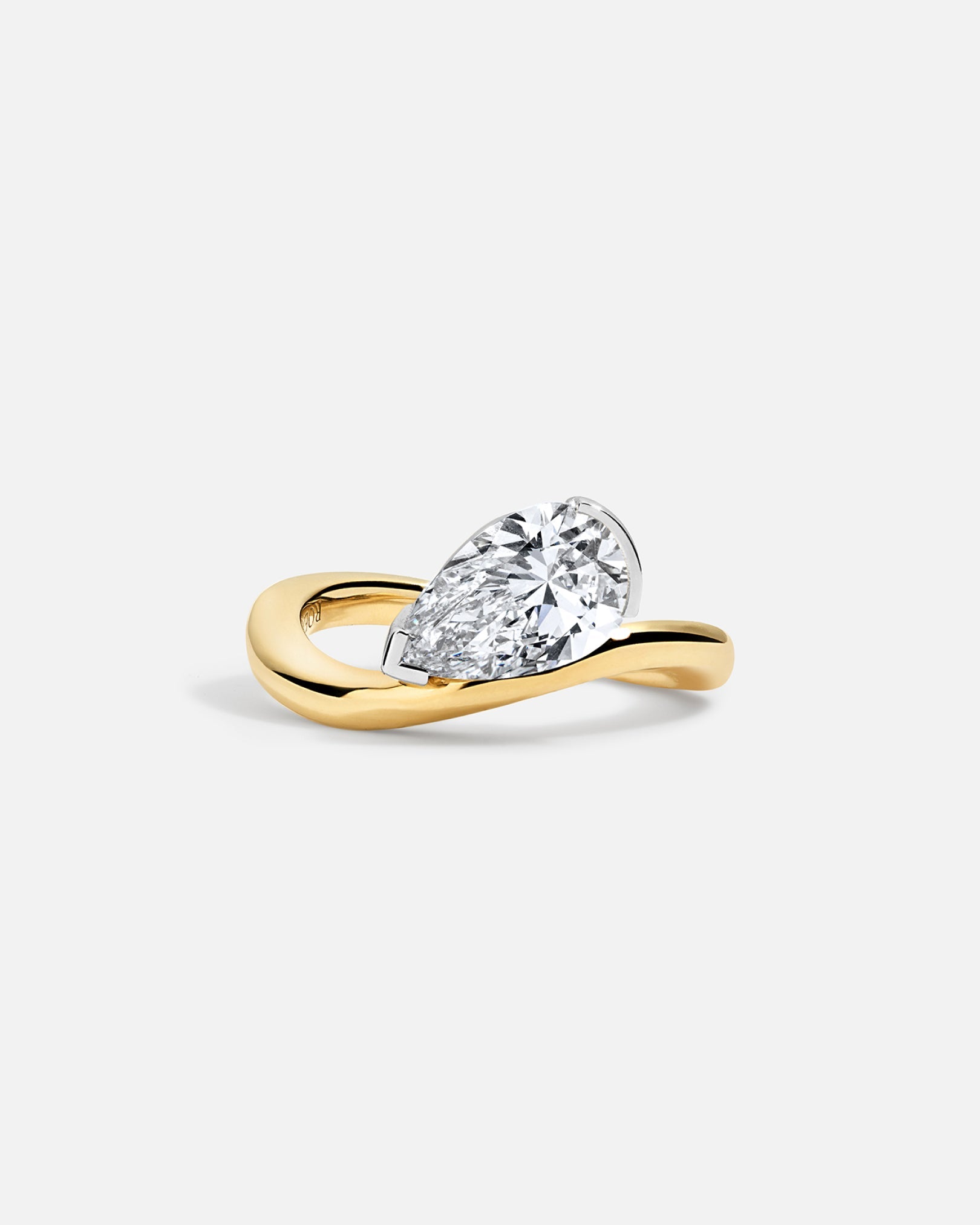 LAGUNA Wave Ring + Half Bezel, No Pavé