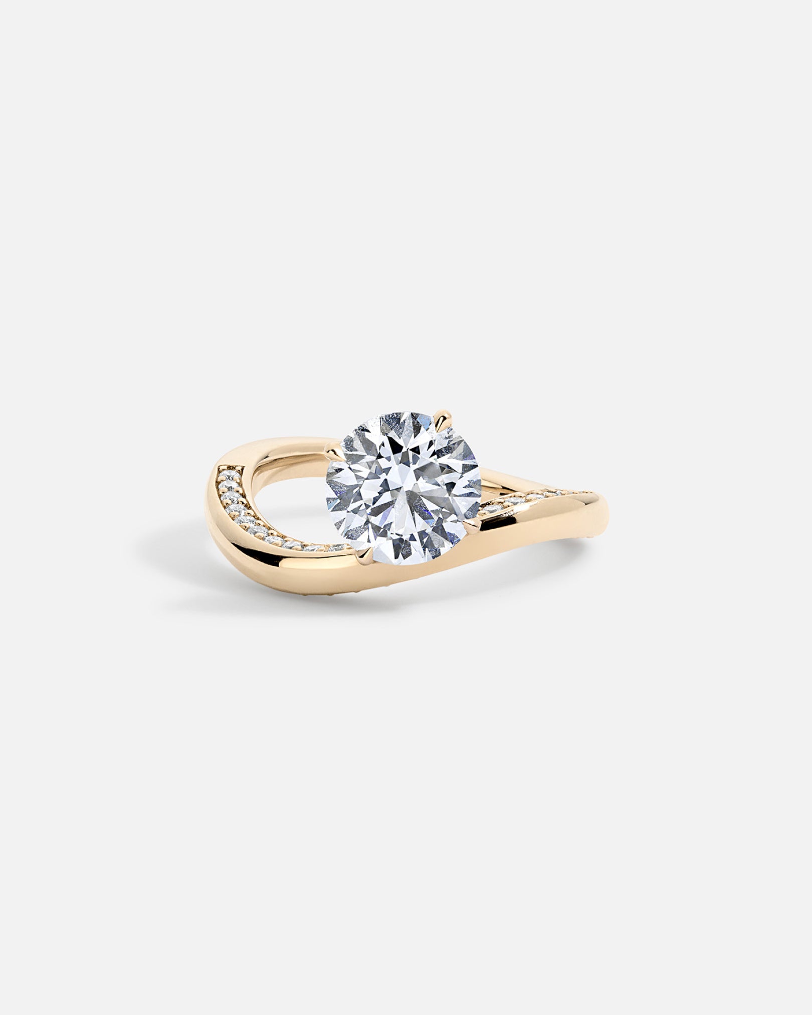 LAGUNA Wave Ring + Round Brilliant