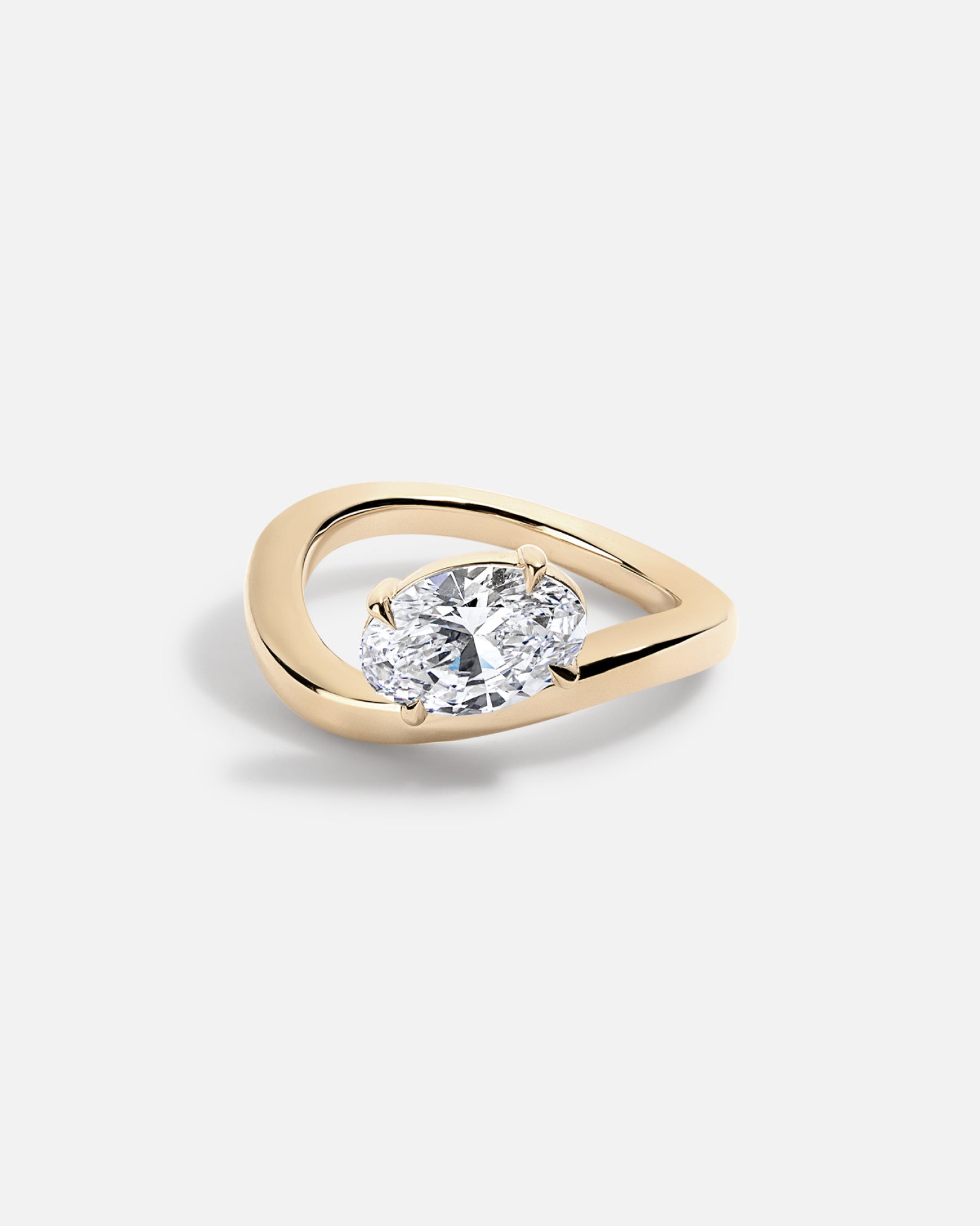 LAGUNA Wave Ring + Oval, No Pavé