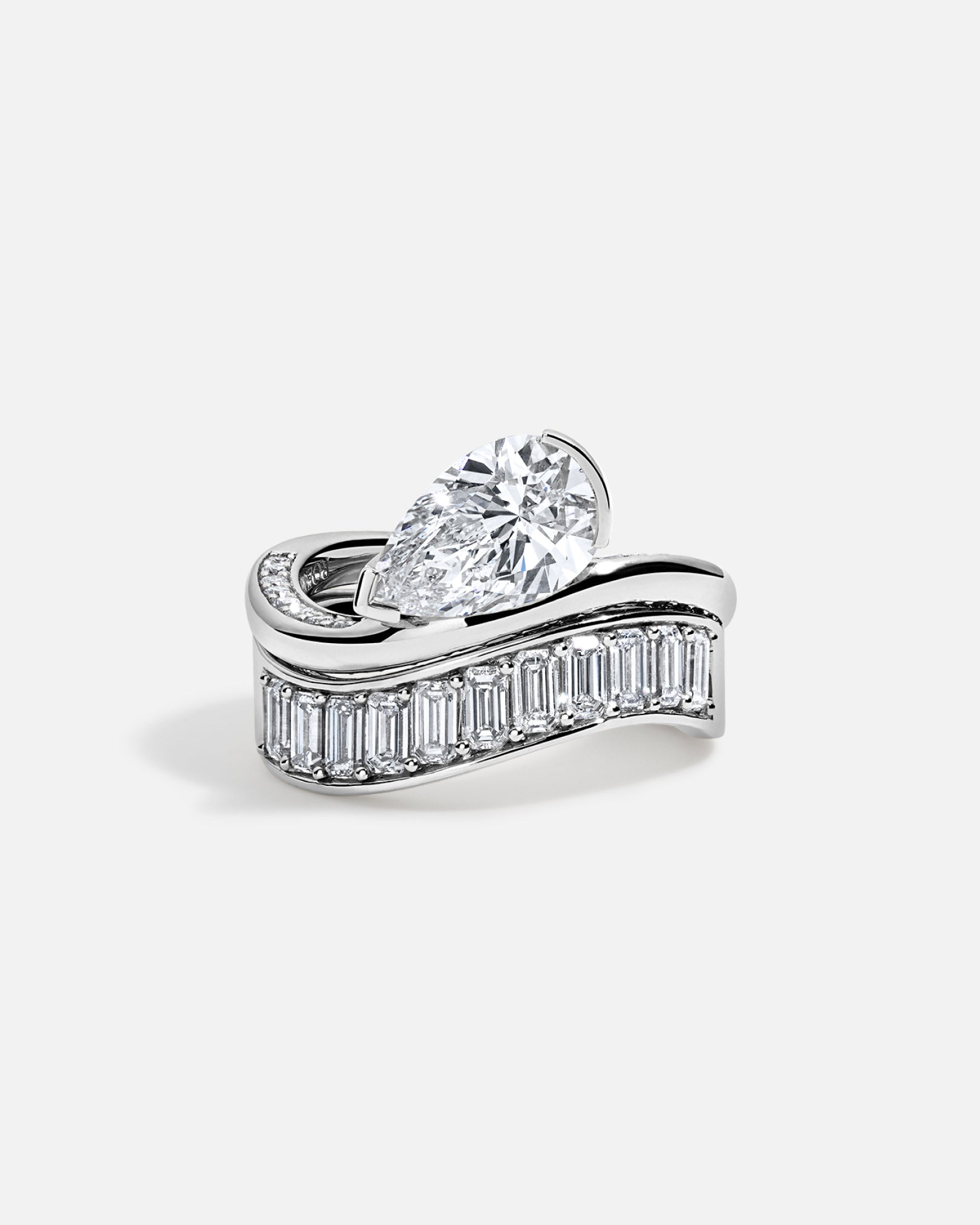 LAGUNA Wave Ring + Half Bezel