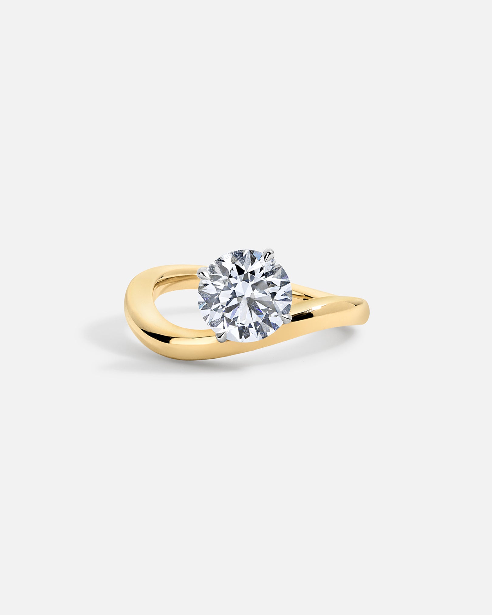LAGUNA Wave Ring + Round Brilliant, No Pavé