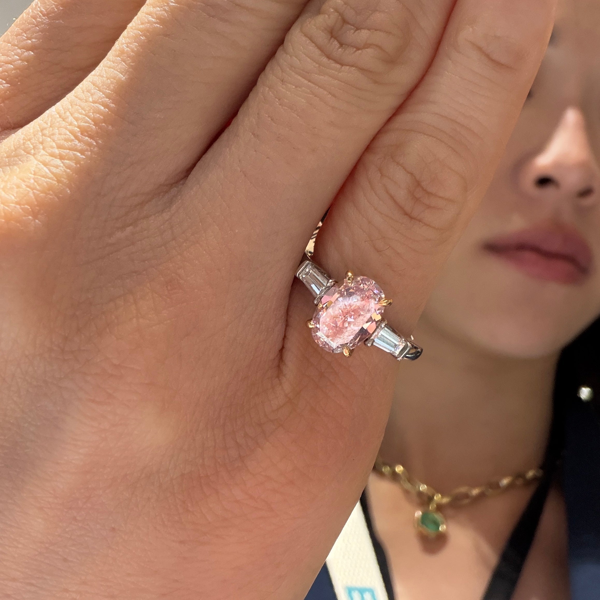 What Investment-Minded Individuals Know About Pink and Orange Diamonds