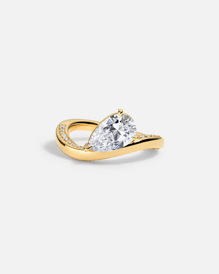 Ready-to-Buy | LAGUNA Wave Ring + Pear