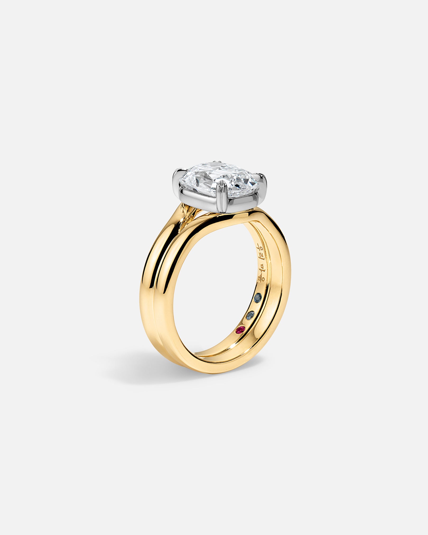 ROEN NYC | CERES Antique Cushion Ring