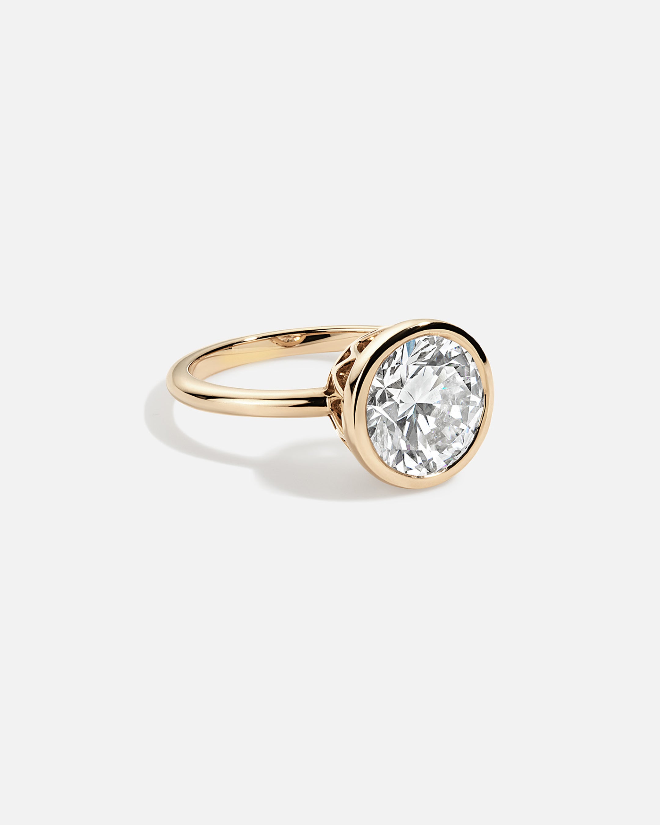 LYRA Slim Bezel Ring