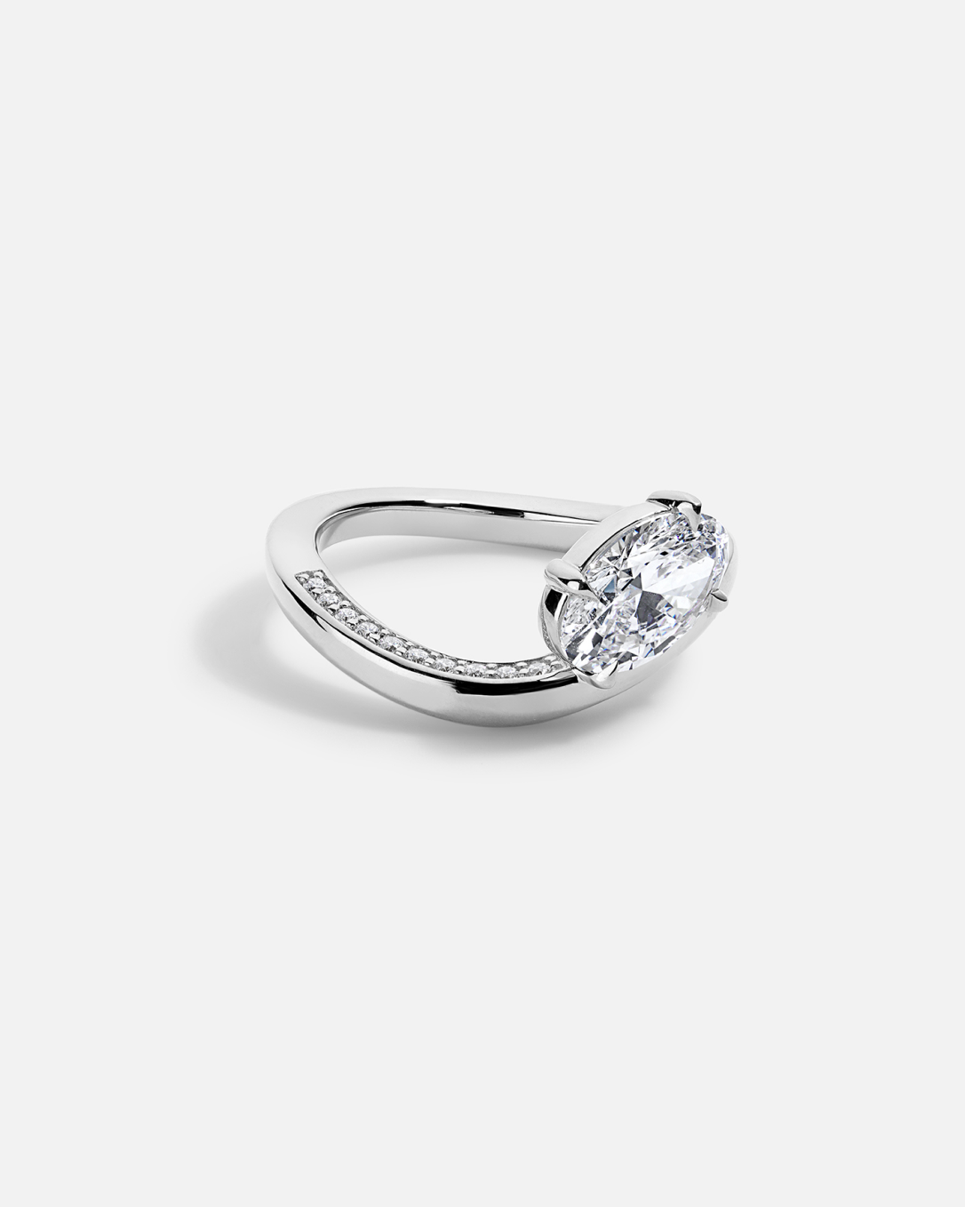 LAGUNA Wave Ring + Oval