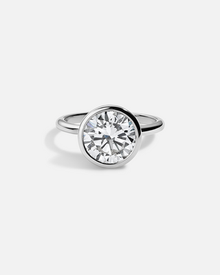 Ready-to-Buy | LYRA Modern Slim Bezel Ring