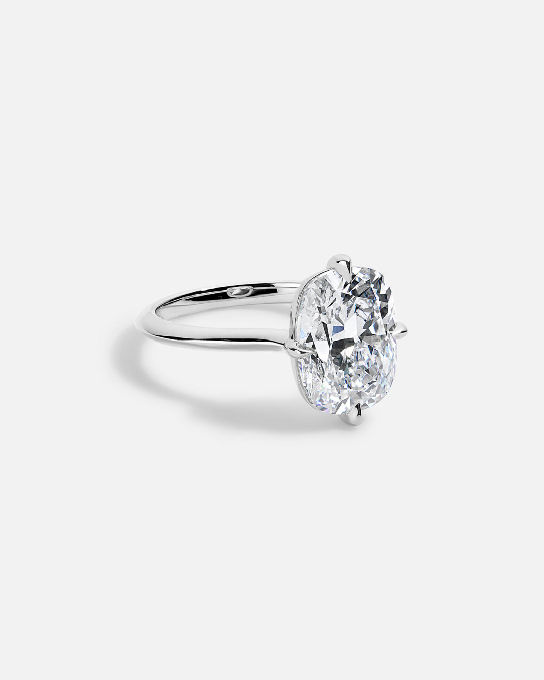 TIEN Floating Solitaire + Compass Prongs