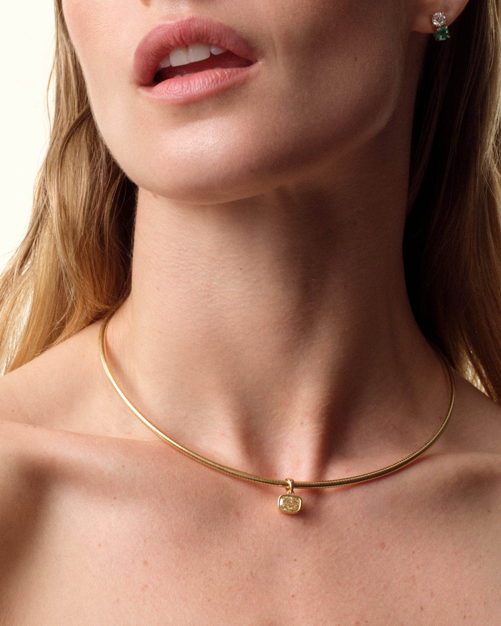 VIENNE Yellow Diamond Cushion Pendant